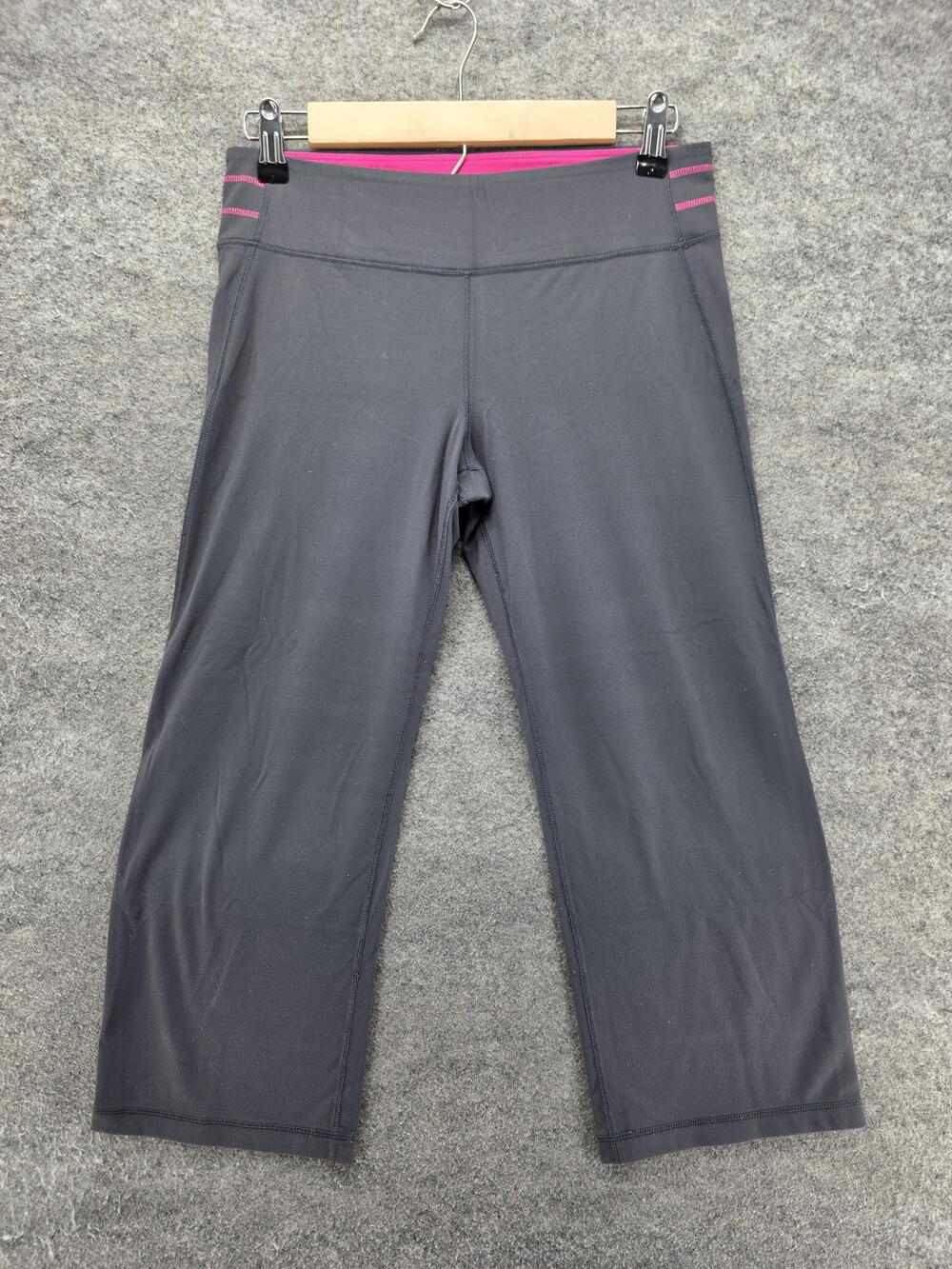 Victoria's Secret Leggings Womens S Gray Capri VSX Elastic Waist 21 Inseam